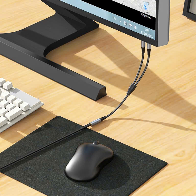 Cáp Gộp Ugreen 20899 Audio 3.5mm 2 Vào 1 Ra Mic và Tai Nghe (Dài 20cm) - Hình ảnh 3